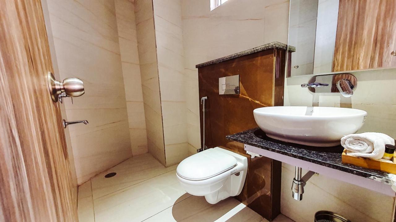 Aura Rooms Деградун Екстер'єр фото